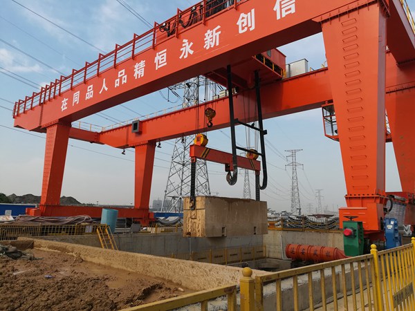 云南昭通门式起重机厂家