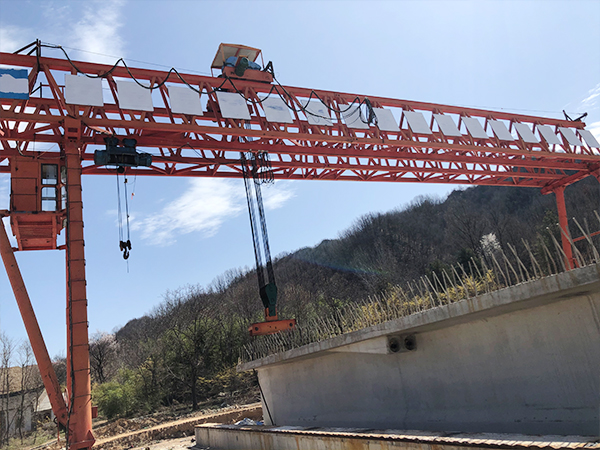 甘肃陇南龙门吊生产厂家 8吨设备租金