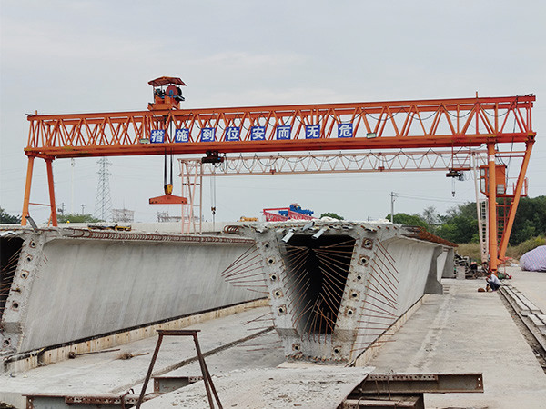 山西太原龙门吊厂家 不要小看产品的日常检查