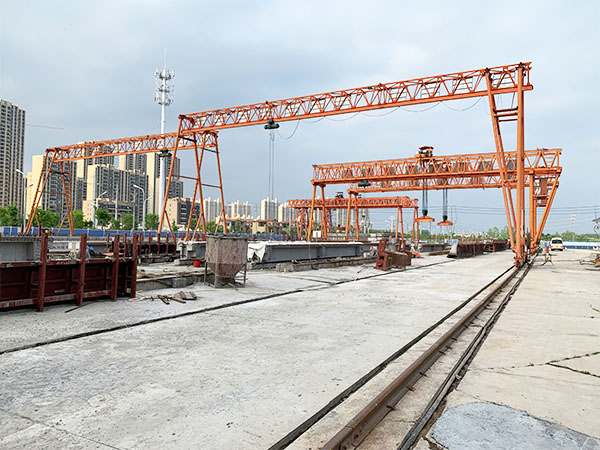 山东滨州龙门吊租赁公司新购买的门机要注意这