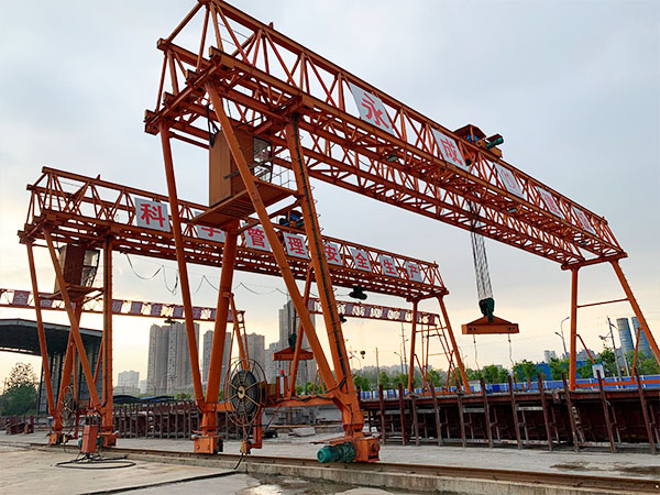 陕西宝鸡80吨龙门吊厂家24米跨龙门吊有货