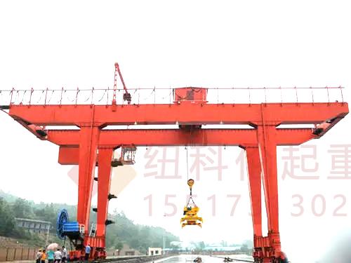 湖南张家界自动化集装箱龙门吊如何实现无人化作业